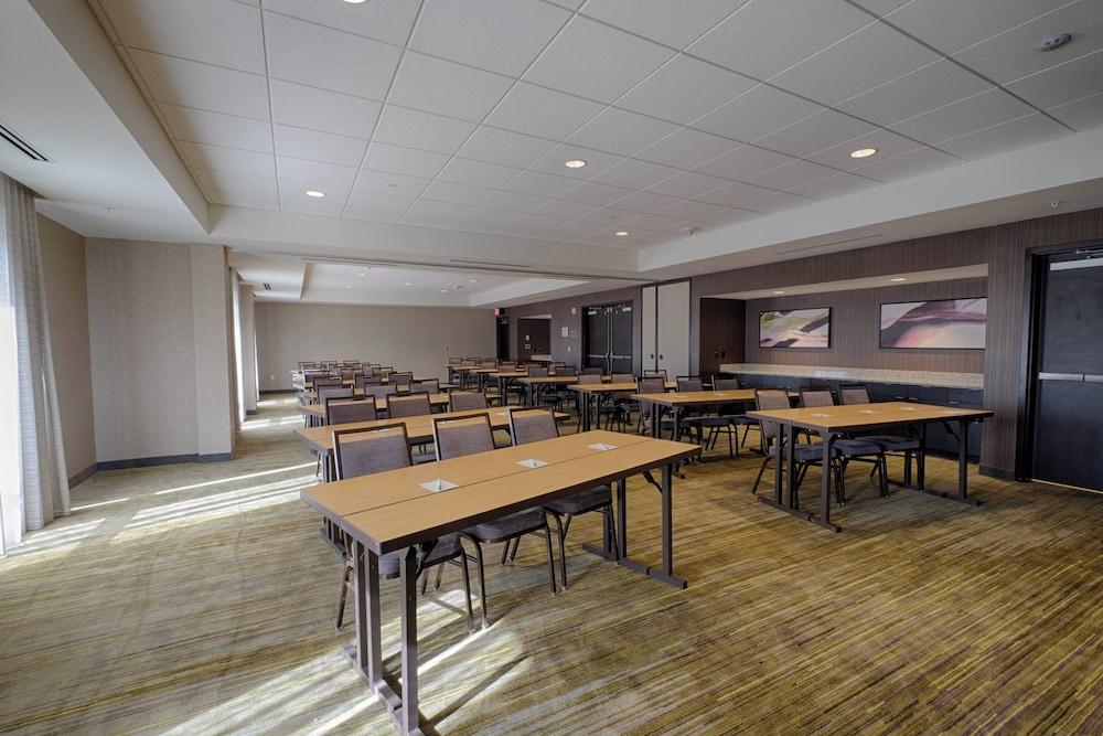 Courtyard by Marriott Albany Clifton Park photo 18