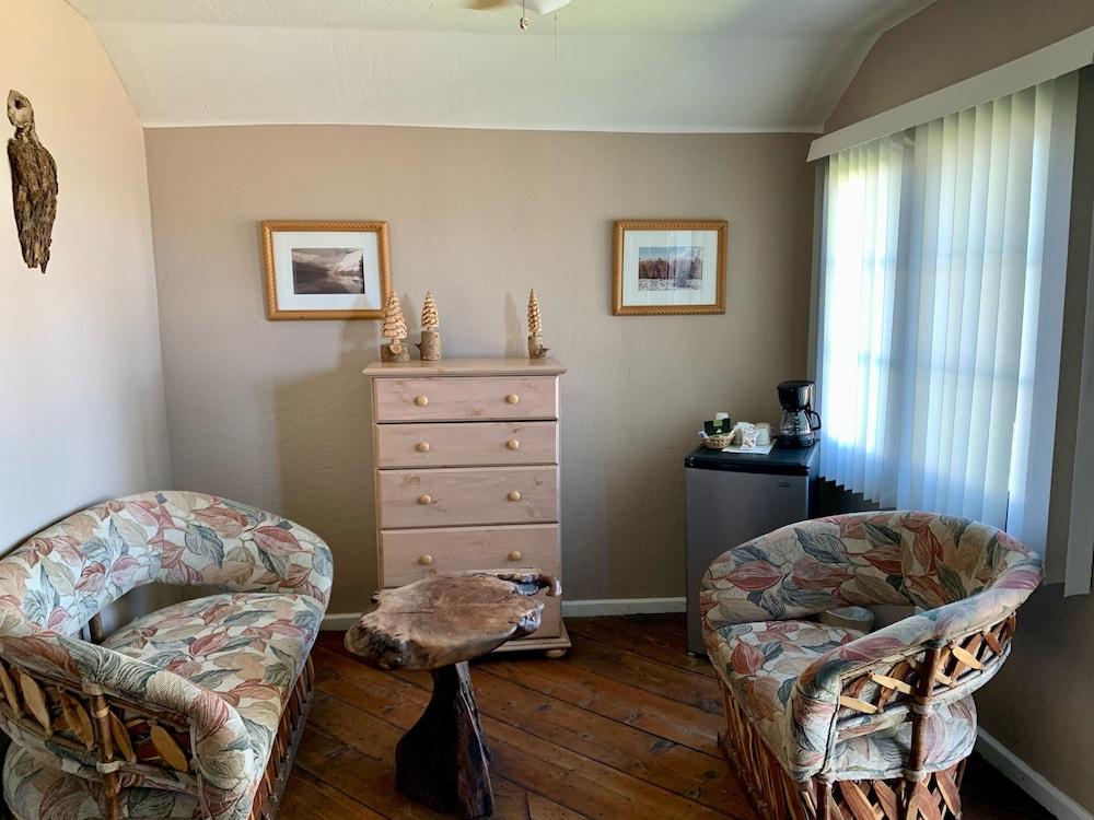 Tioga Lodge At Mono Lake photo 4