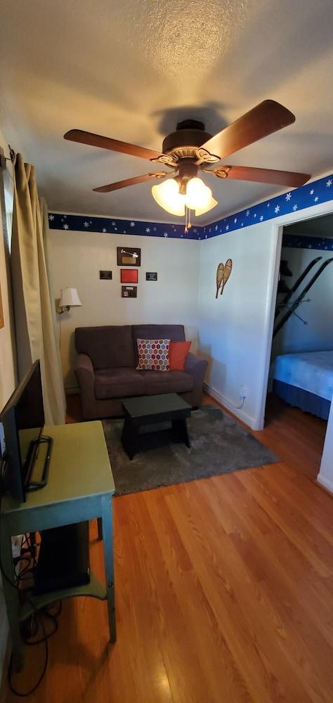 Hikers Cimarron Inn & RV Park LLC photo 6