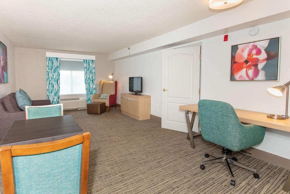 Hilton Garden Inn Jacksonville Airport photo 32