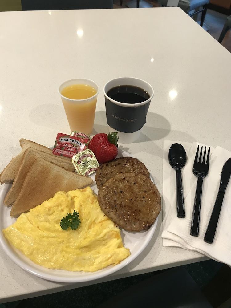 Springhill Suites Wichita Airport photo 33