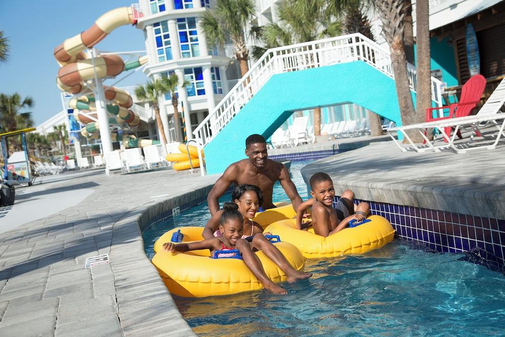 Crown Reef Beach Resort and Waterpark photo 24