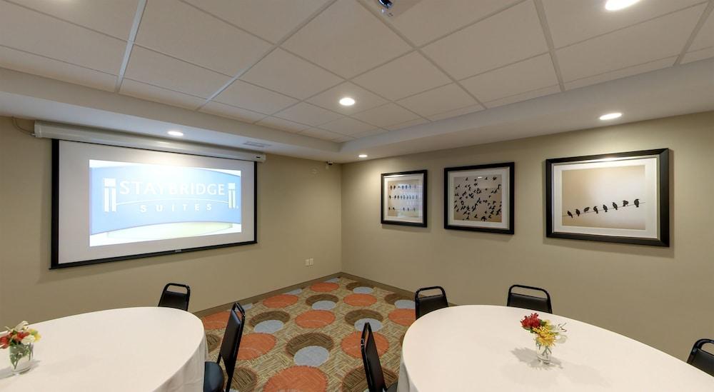 Staybridge Suites Ann Arbor- Univ of Michigan by IHG photo 34