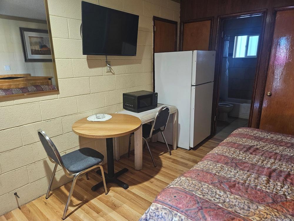 Branding Iron Motel photo 18