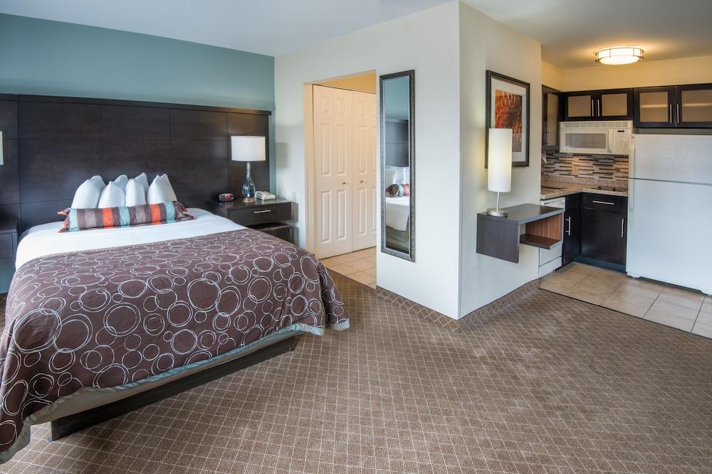 Staybridge Suites Columbus-Airport by IHG photo 7