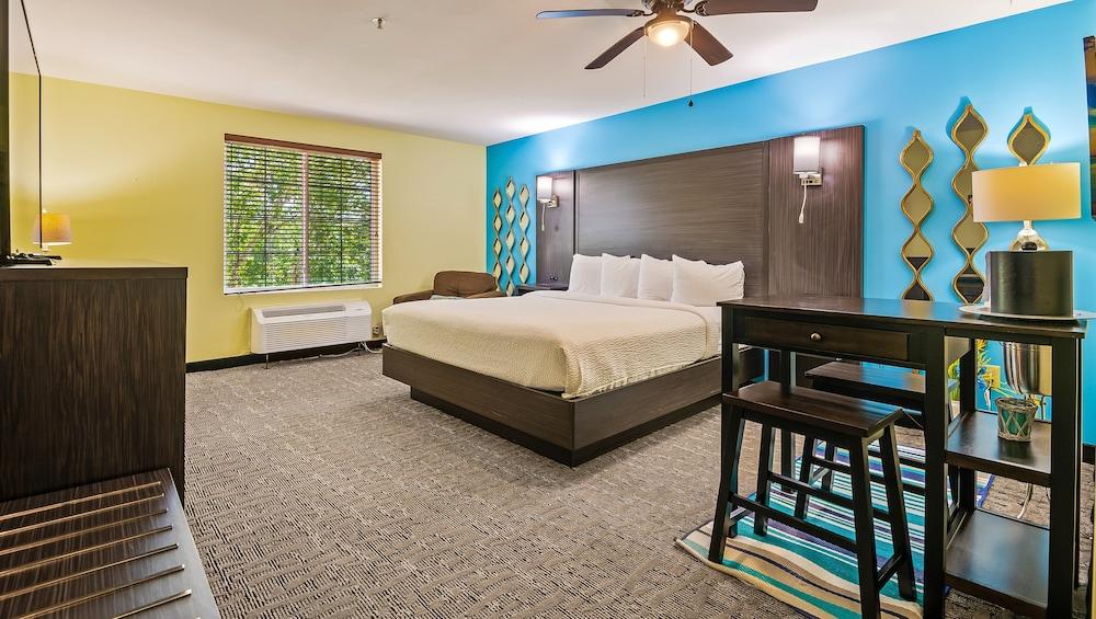Wildwood Inn photo 63