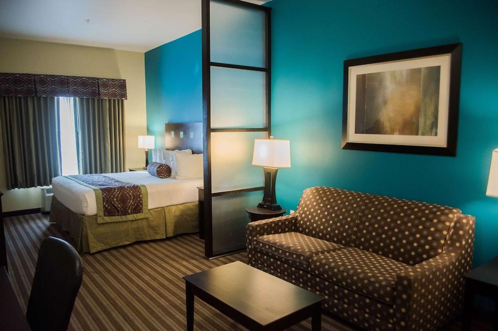 Best Western Plus Desoto Inn & Suites photo 5