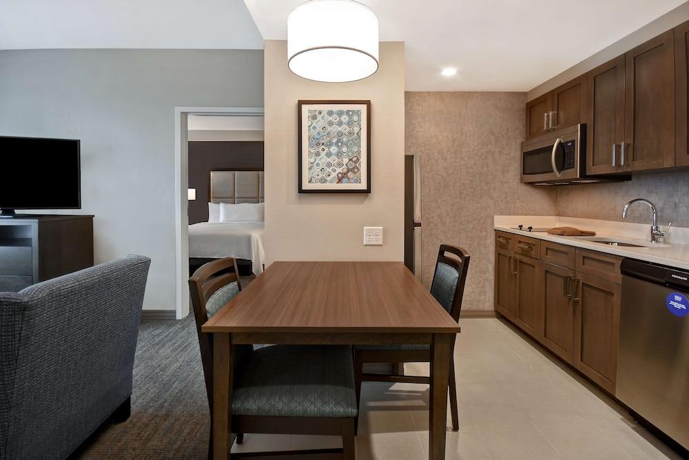 Homewood Suites by Hilton Orlando at Flamingo Crossings photo 11