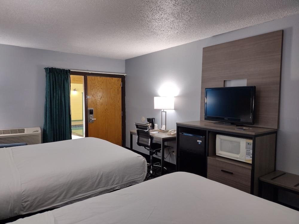 Baymont by Wyndham Duluth/Spirit Mountain photo 10