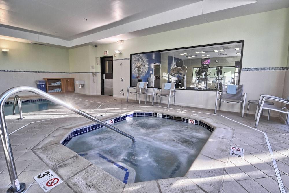 SpringHill Suites Detroit Southfield photo 16