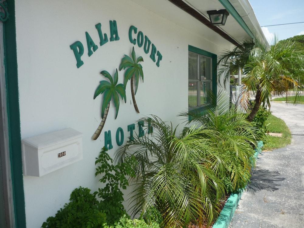 Palm Court Motel photo 37