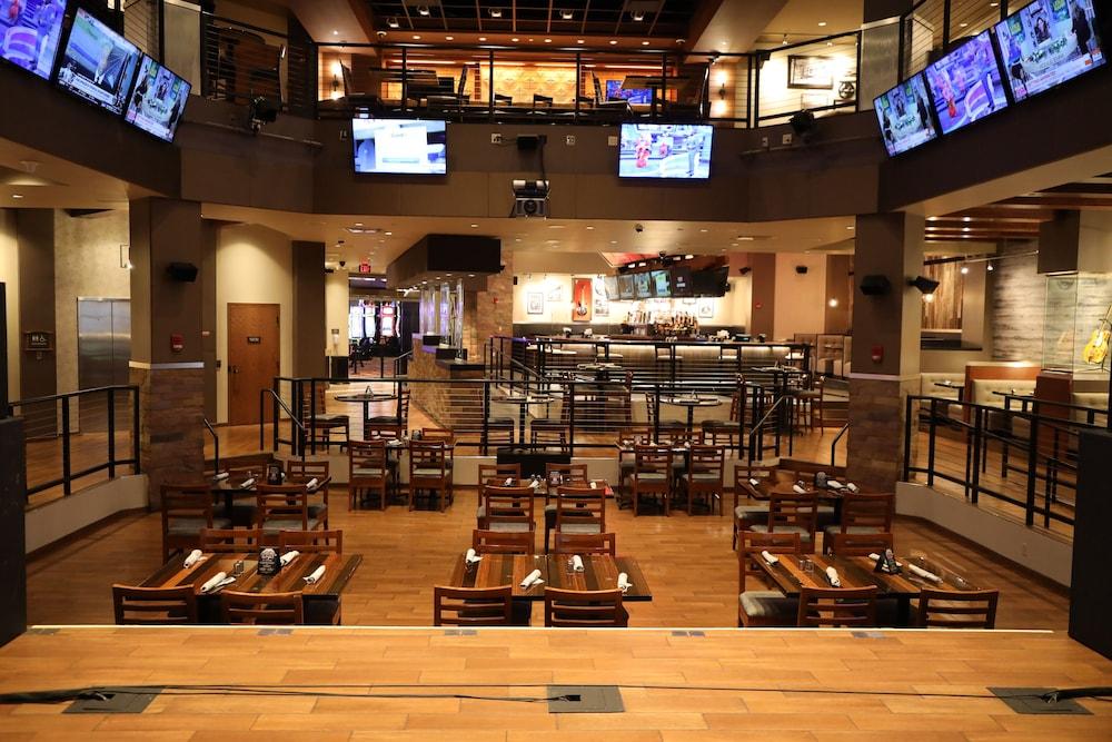Four Winds Casino Resort – New Buffalo photo 51