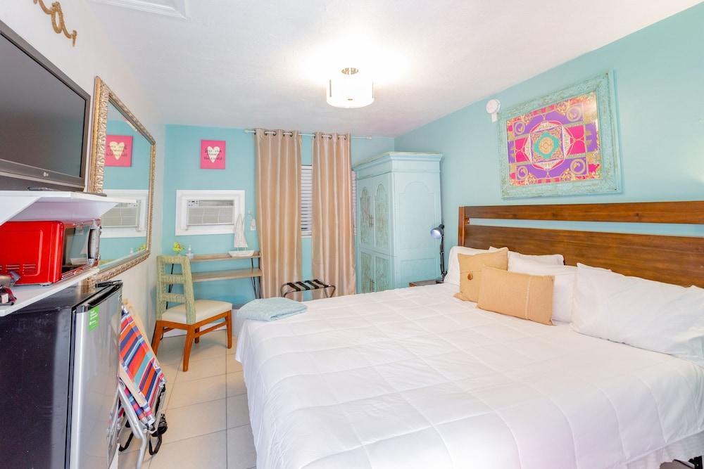 Cabanas of Treasure Island photo 53