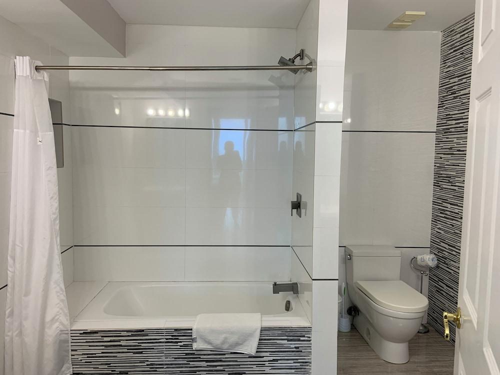 Penthouse oceanview photo 13