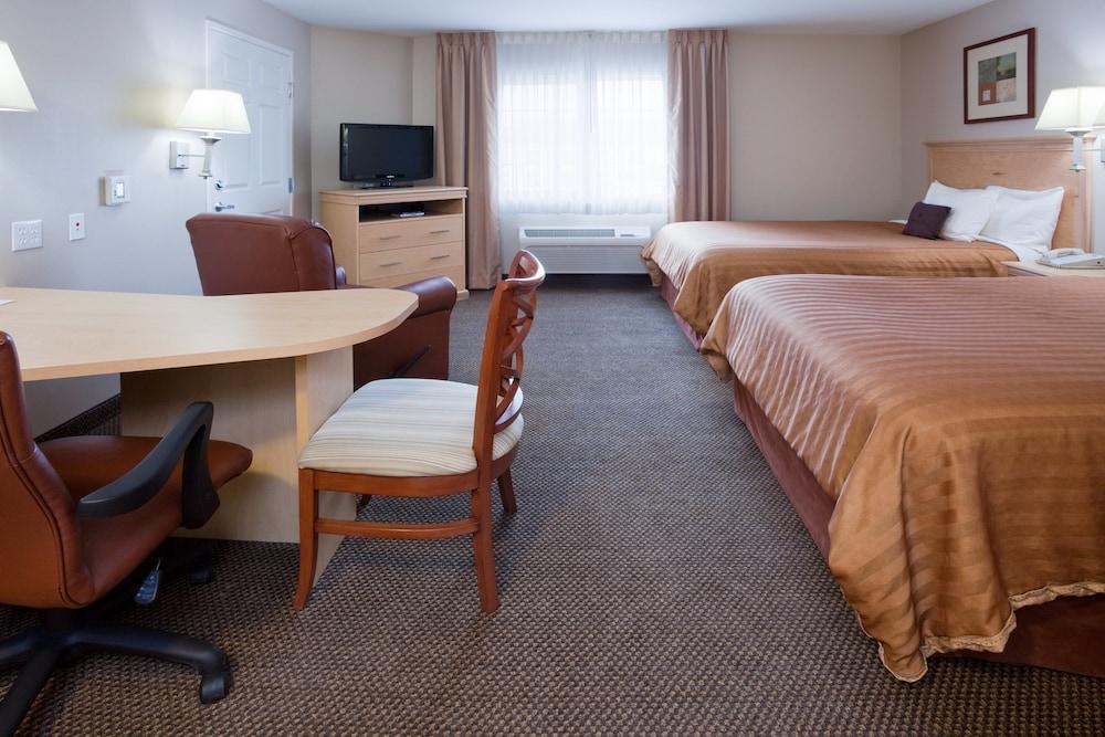 Candlewood Suites Milwaukee Brown Deer by IHG photo 5