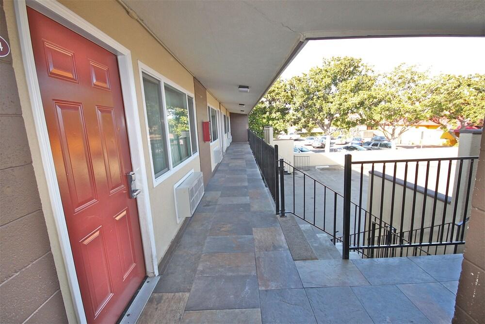 Budget Inn Lompoc photo 49