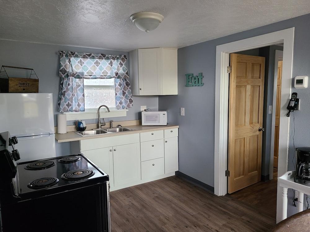 Lamplighter Cabins & Suites photo 42