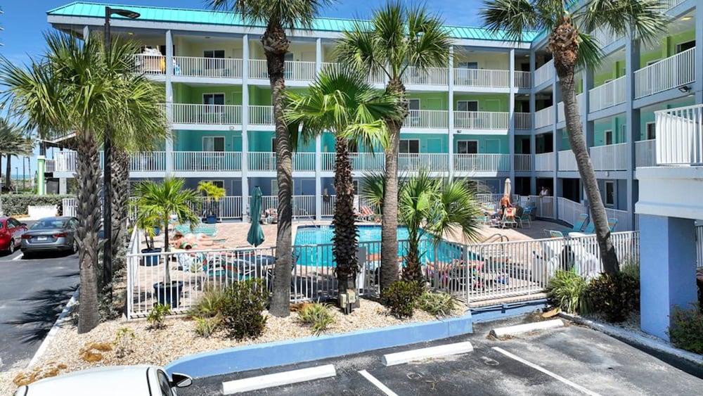 Pelican Pointe Clearwater Beach Hotel photo 74