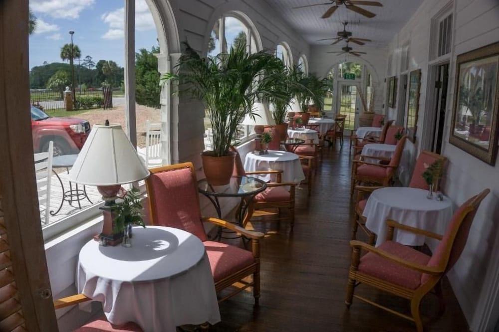 Putnam Lodge Hotel and Spa photo 27