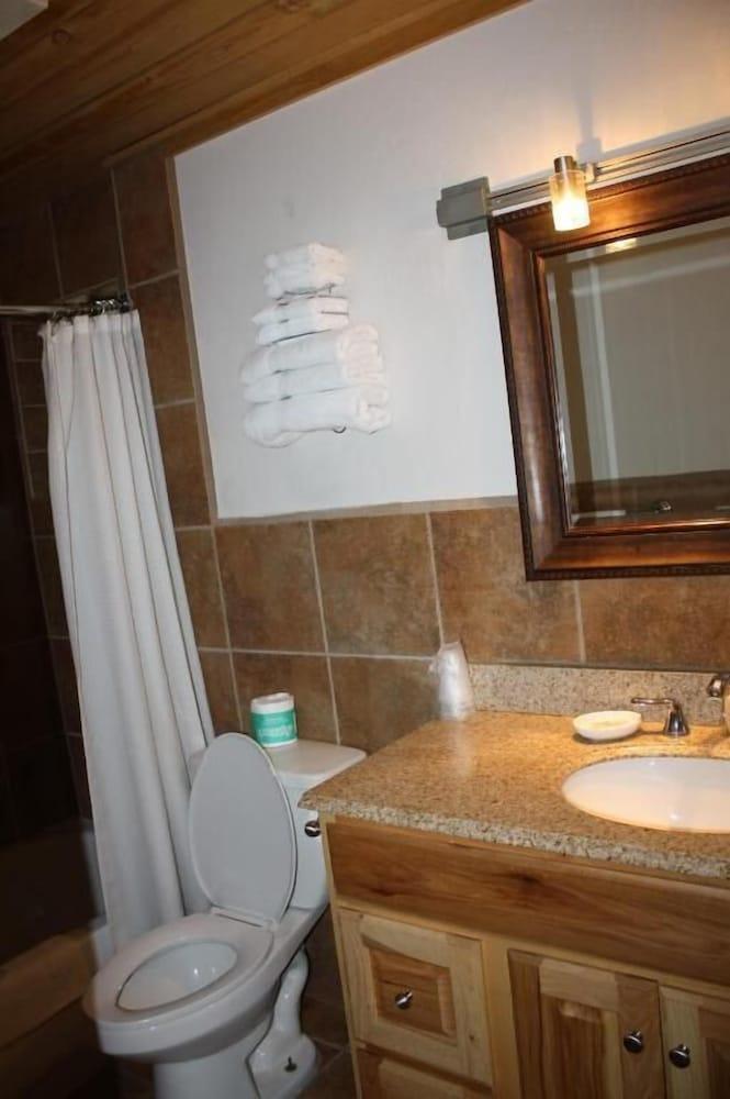 Lumbermens Village photo 21