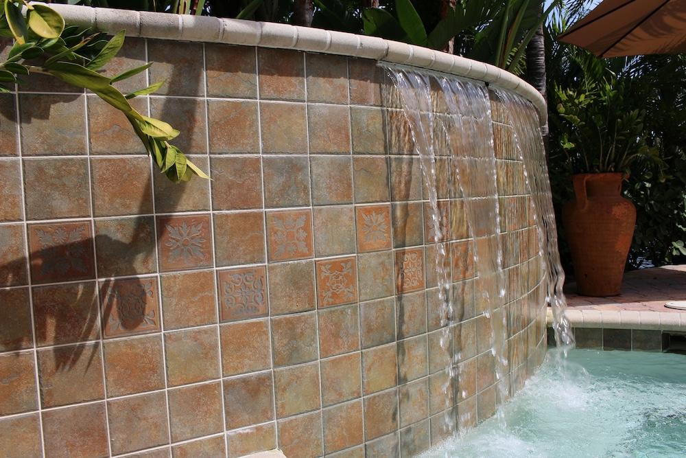 The Cabanas Guesthouse & Spa - Caters to Gay Men photo 38