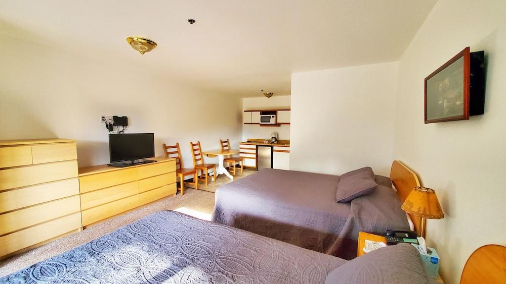 Corral Creek Lodge photo 10