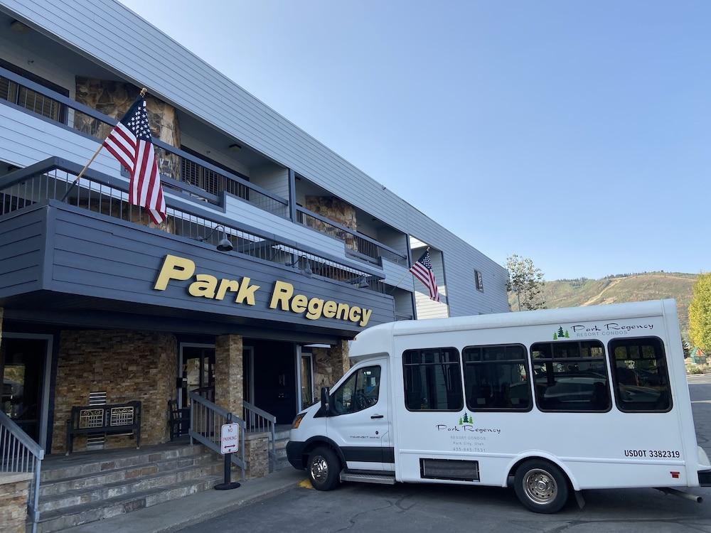 Park Regency Resort photo 21