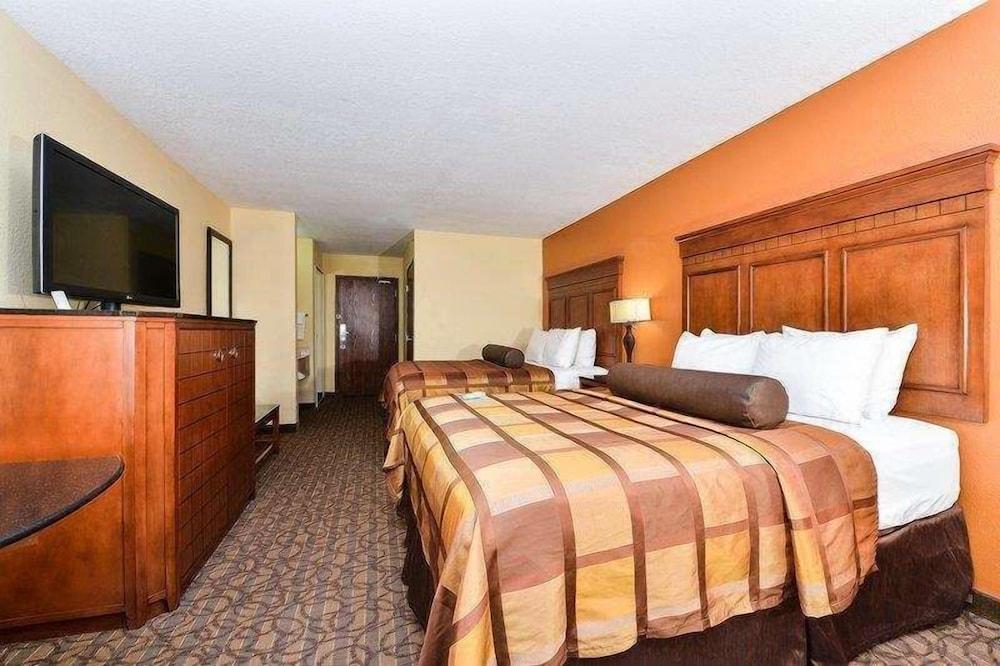 Best Western Plus Midwest Inn & Suites photo 8