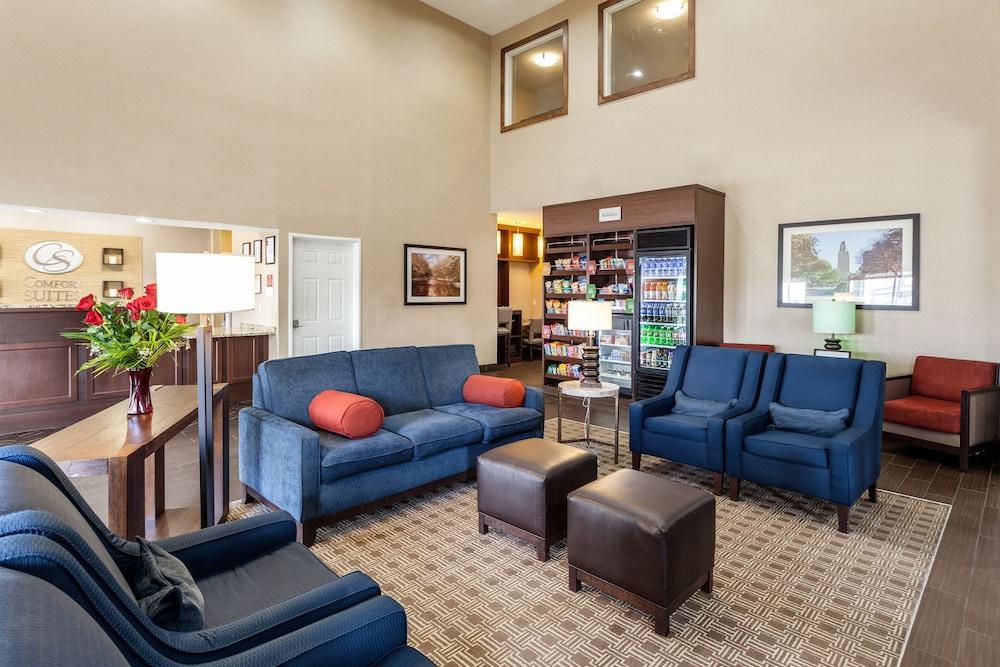 Comfort Suites Lincoln North photo 31
