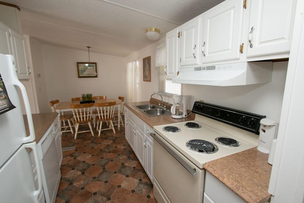 Outer Banks Motel - Village Accommodations photo 39