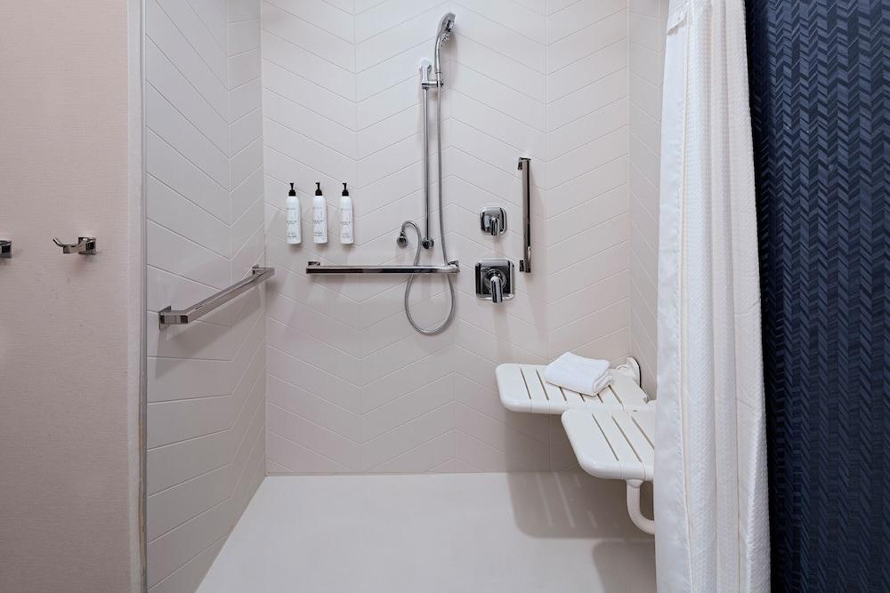 Fairfield Inn & Suites Hillsboro photo 14