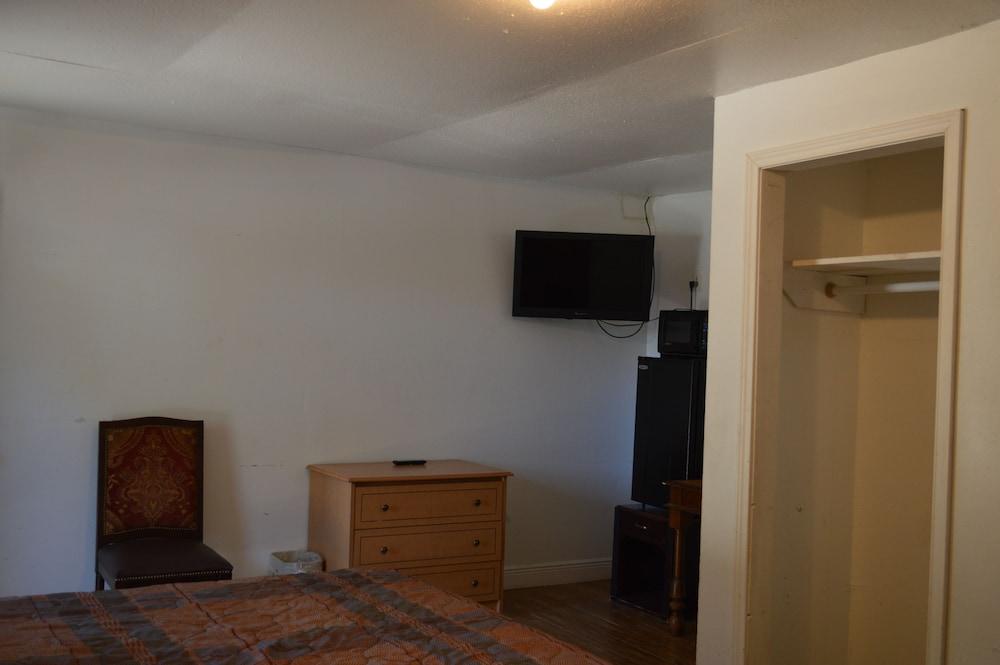 Paradise Inn photo 6