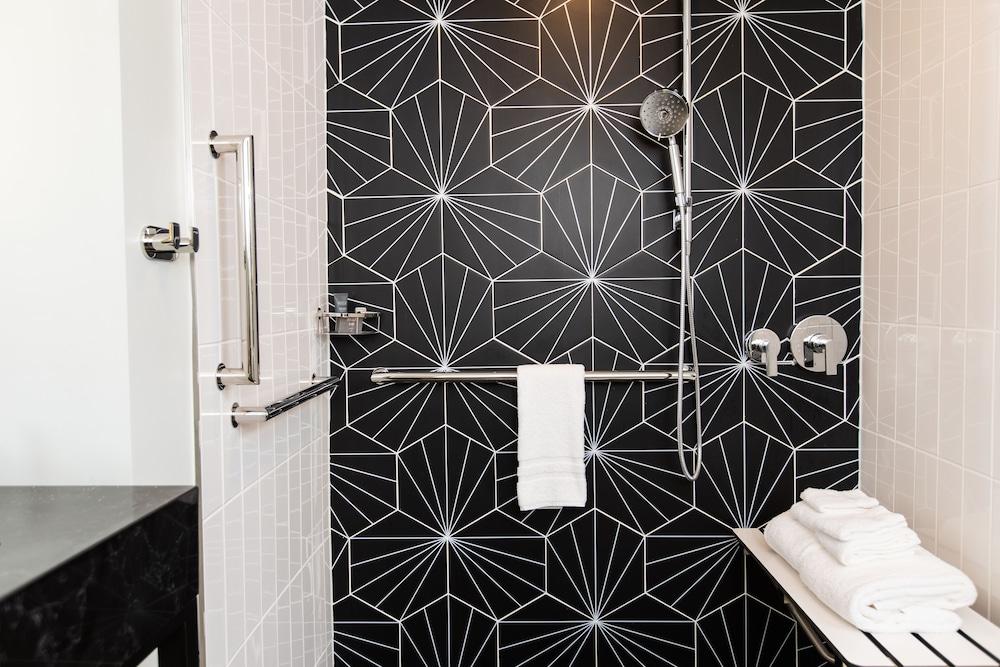 voco The Darwin Atlanta Midtown by IHG photo 37