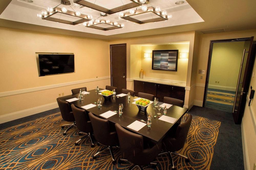 Marriott Milwaukee Downtown photo 46