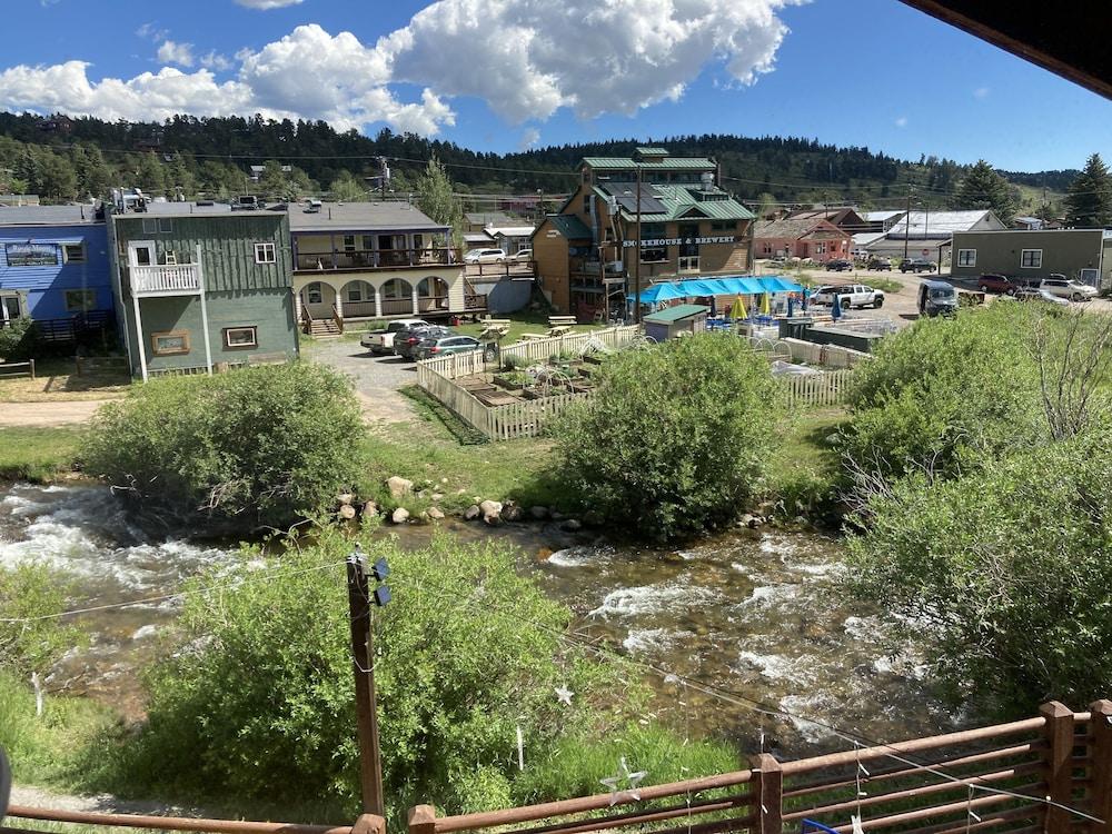 The Boulder Creek Lodge photo 5