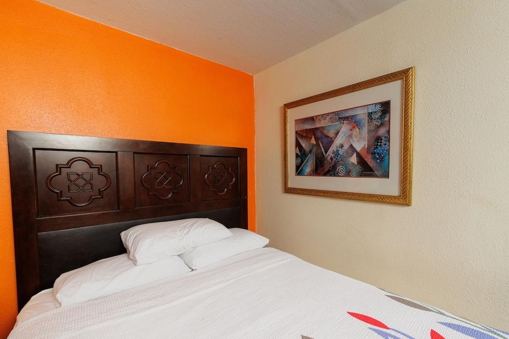 Garnet Inn & Suites, Orlando photo 56