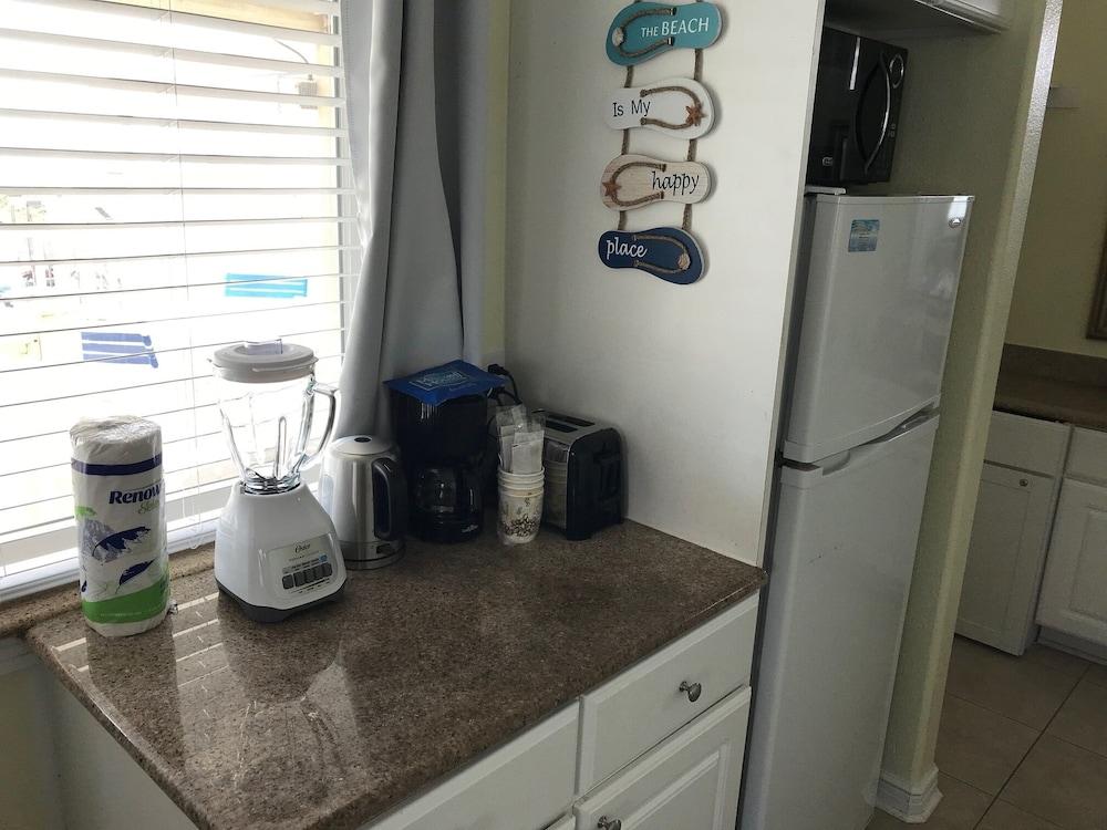 Beachgate Condo Suites And Hotel 438 1 Bedroom Condo photo 13