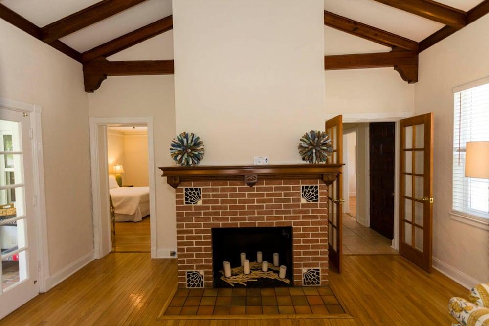 Granada Inn photo 38