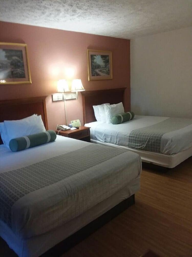 Americas Best Value Inn Marion, IL photo 10
