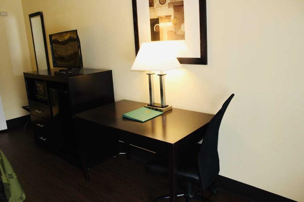 Quality Inn Indianola photo 43