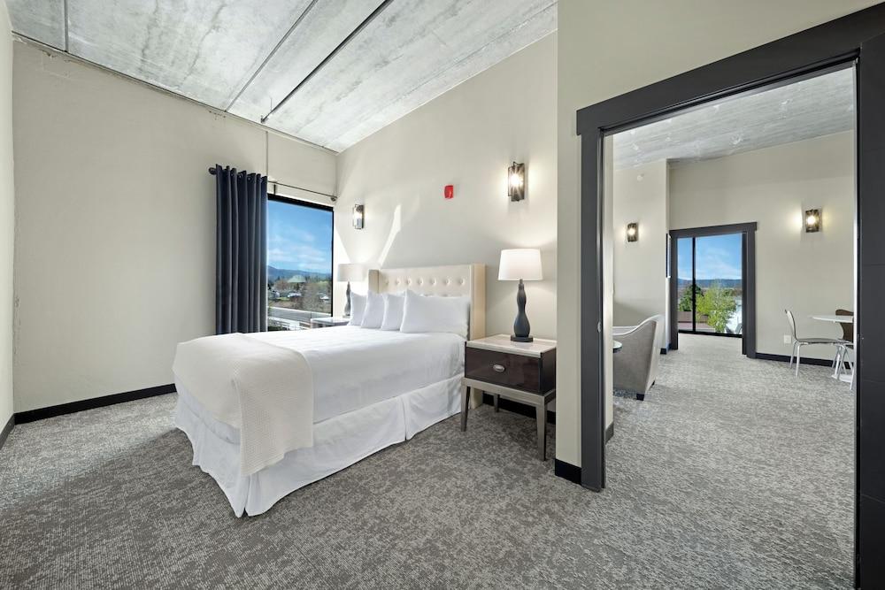 The Suites at Prairie Falls & Event Center photo 18