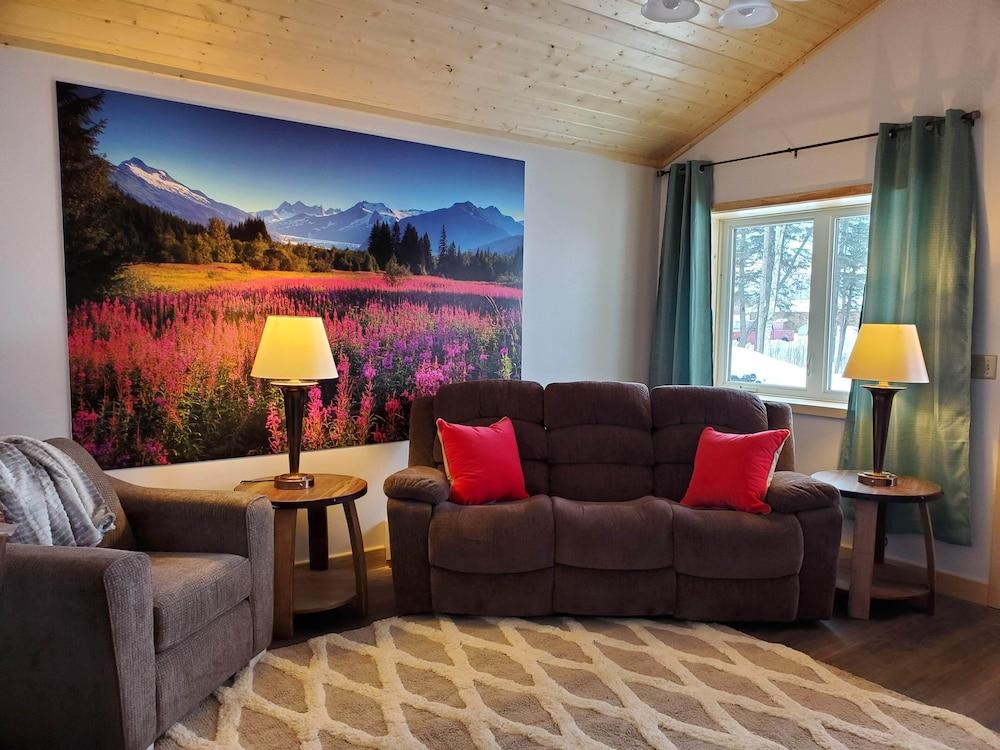Delta Accommodations-Alaska Country Inn photo 14