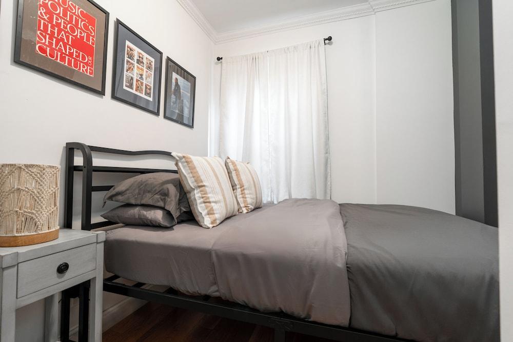 Elegant Harlem Suites photo 18