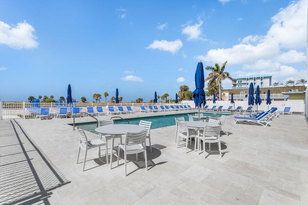 Ocean Club Treasure Island Hotel photo 91