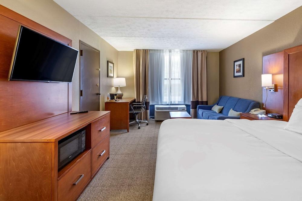 Comfort Inn Alliance photo 35