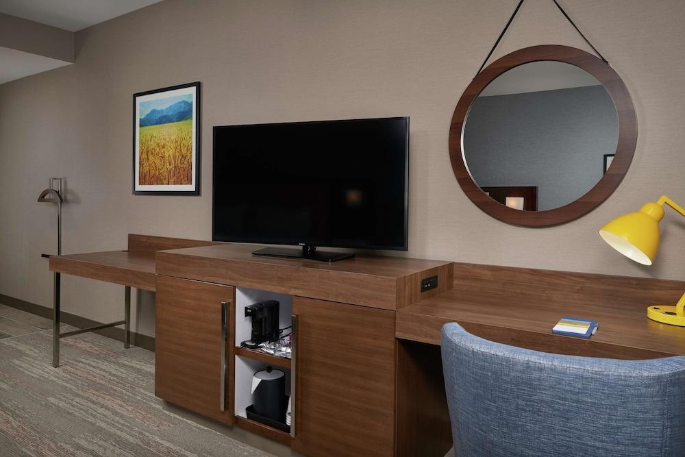 Hampton Inn by Hilton Burley photo 13