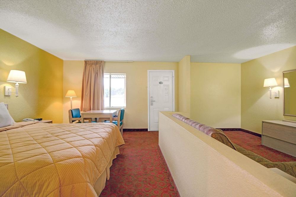 White Rock Inn photo 3