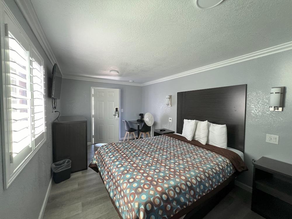 Sea Garden Inn photo 3