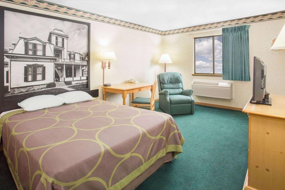 Burgundy Inn & Suites By OYO El Paso photo 13