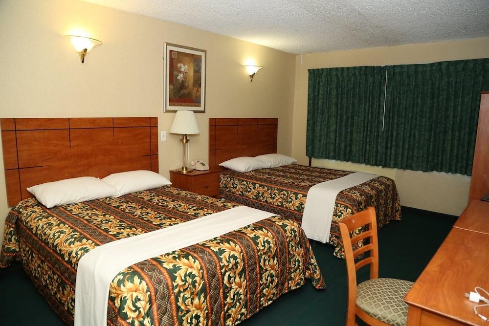 JFK Inn photo 8